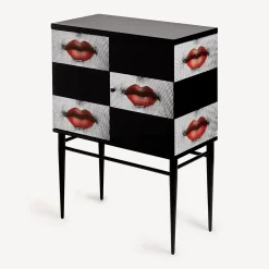 Discount Madia Piccola Rialzata Kiss Armadietti