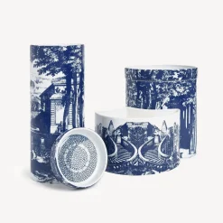 Discount Nel Mentre Set Di Tre Candele Profumate - Decoro Giardino Settecentesco - Fragranza Giardino Segreto Candele Profumate