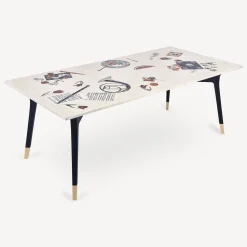Flash Sale Tavolo Rettangolare Oggetti Sparsi Tabelle
