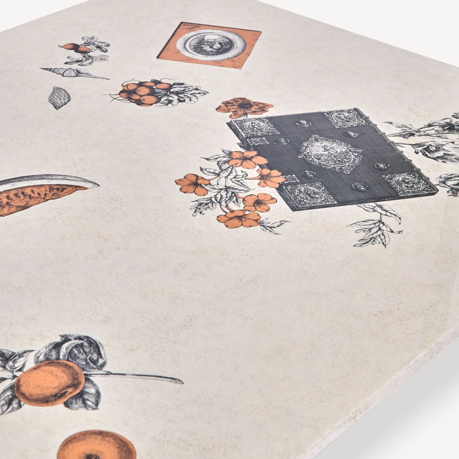 Flash Sale Tavolo Rettangolare Oggetti Sparsi Tabelle