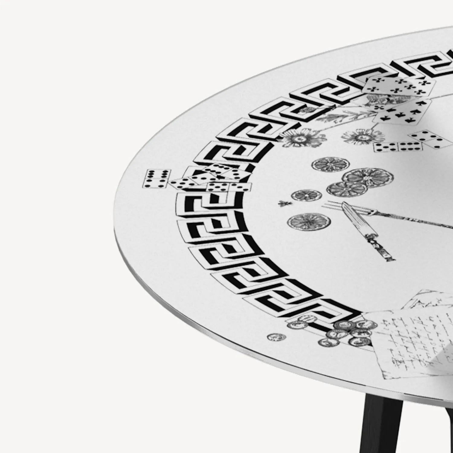 Cheap Tavolo Rotondo Oggetti Sparsi Tabelle
